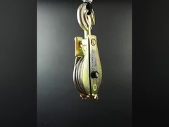 10KN टावर निर्माण उपकरण तीन पहियों स्टील लिफ्टिंग Tackle जस्ती स्टील फ्रेम