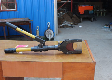 खरीदें Light Weight Hydraulic Cable Cutter to Cutting the Copper Aluminum Power Cable online manufacture
