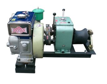 खरीदें Capstan Cable Winch Puller With Diesel Engine Power Motor 4HP online manufacture