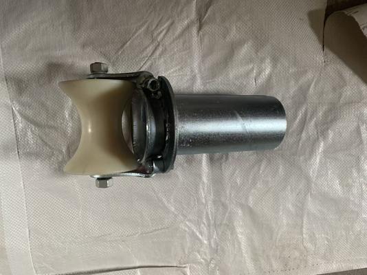 खरीदें Heavy-Duty Steel Bellmouth Cable Roller with 1 Year Warranty and 4.3kg Weight for Smooth Cable Installation online manufacture