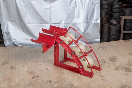 खरीदें बी सीरीज भारी शुल्क केबल प्रवेश सुरक्षा रोलर भूमिगत केबल खींचने के लिए 80-200 मिमी ट्यूब व्यास और 17-23 किलो वजन के साथ online manufacture