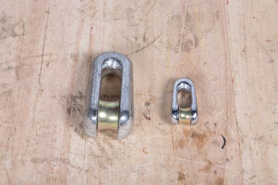 खरीदें 50kN भारी शुल्क पायलट वायर कनेक्टर के साथ यू आकार प्रबलित डिजाइन और उच्च गुणवत्ता वाले मिश्र धातु स्टील केबल सुरक्षित खींचने के लिए online manufacture