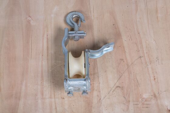 खरीदें कॉम्पैक्ट और हल्के केबल स्ट्रिंगिंग के लिए संक्षारण प्रतिरोधी खत्म के साथ एकल शीव स्ट्रिंगिंग पोली ब्लॉक online manufacture