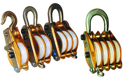 भारी शुल्क रस्सी खींचने और उठाने के लिए तीन-पहिया 30 kN एल्यूमीनियम मिश्र धातु स्नैच पुली ब्लॉक